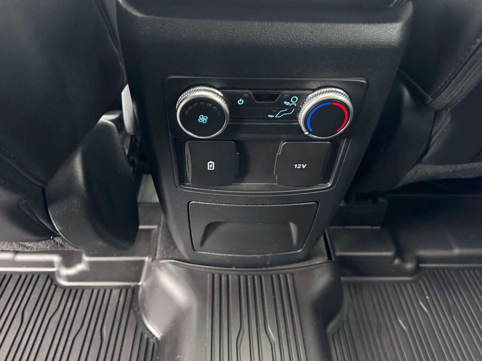 Certified 2022 Ford Explorer XLT w/ Equipment Group 202A image 19