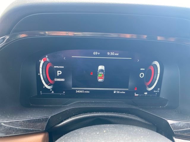 Used 2024 Nissan Pathfinder Platinum w/ Cargo Package FWD image 15