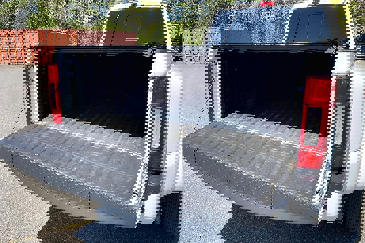 Certified 2022 Ford F450 Platinum w/ FX4 Off-Road Package image 33