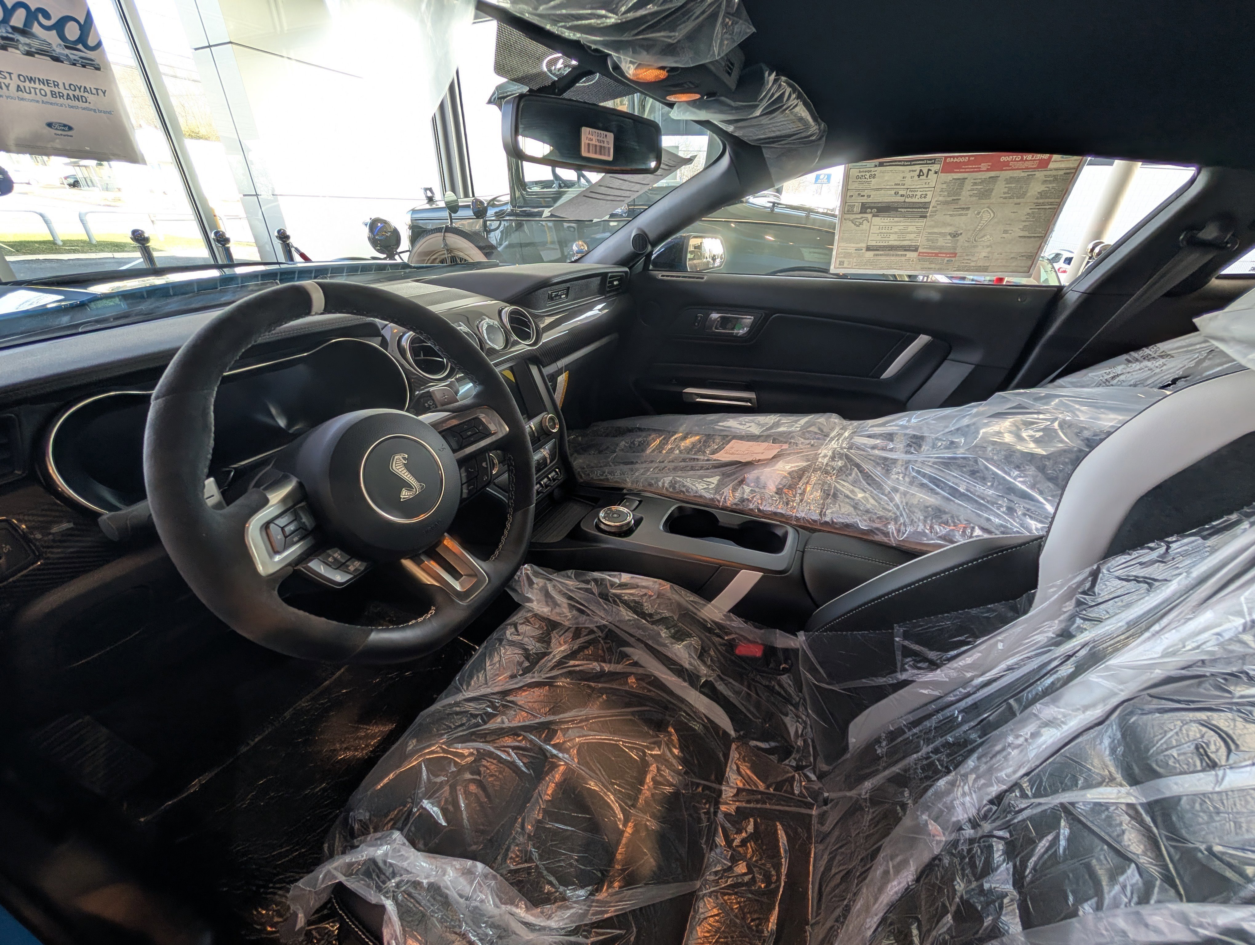 Certified 2022 Ford Mustang Shelby GT500 w/ Carbon Fiber Track Pack image 9