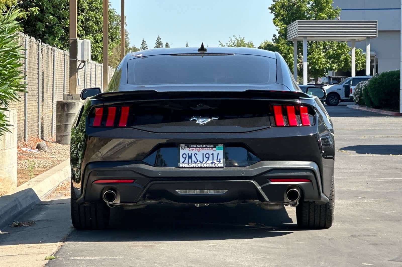 Certified 2024 Ford Mustang Coupe RWD image 7