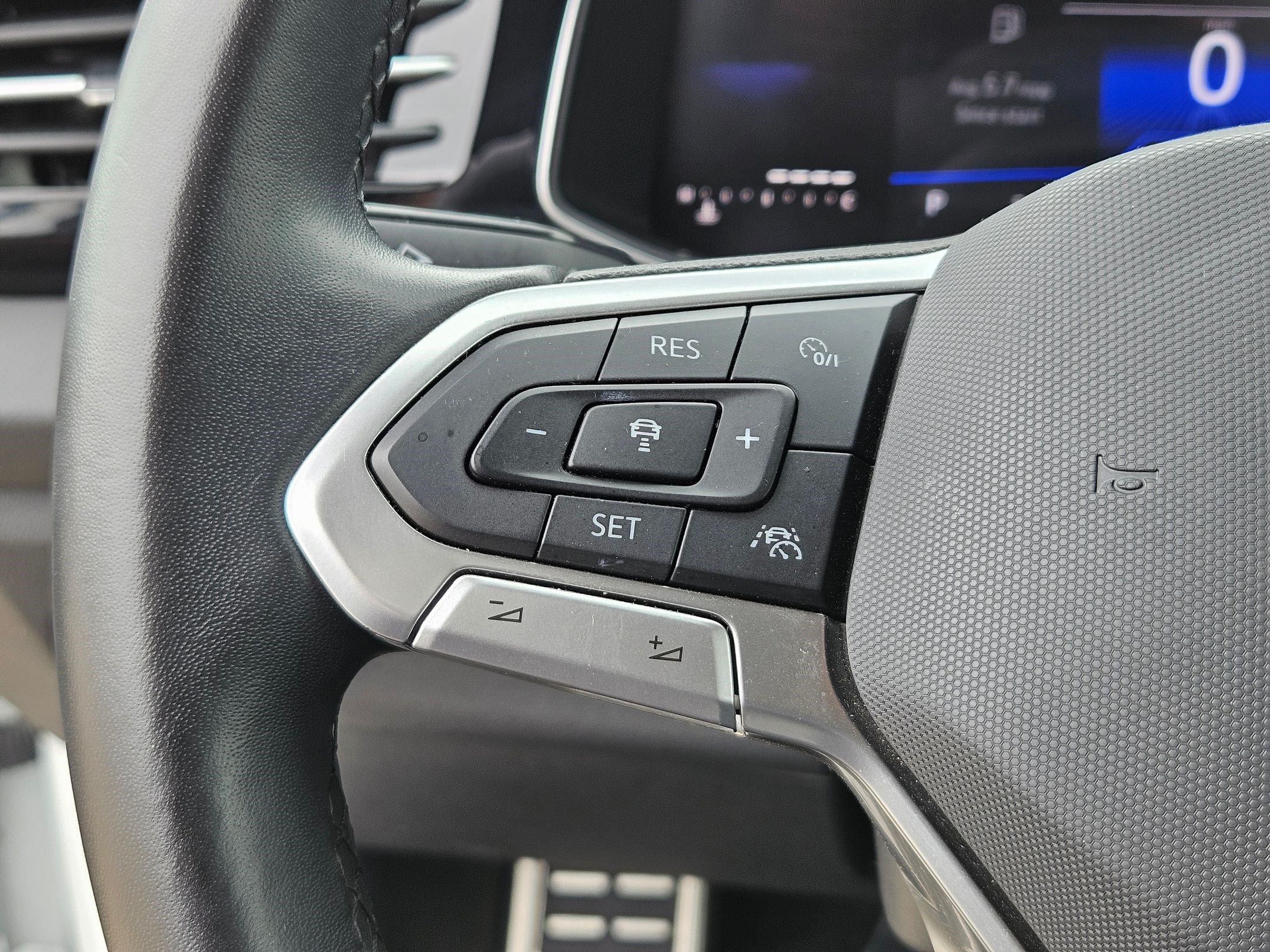 Used 2025 Volkswagen Jetta Sport FWD image 18