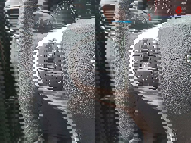 Certified 2022 Ford Explorer XLT w/ Equipment Group 202A image 21