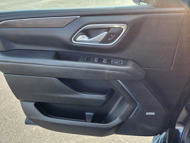 Used 2024 Chevrolet Suburban LT image 21