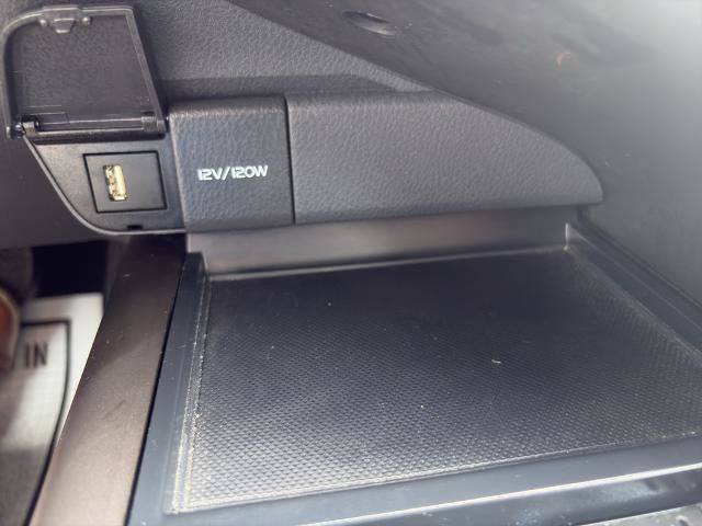 Used 2022 Toyota Camry LE AWD/4WD image 26