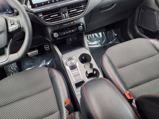 Certified 2024 Ford Escape ST-Line w/ Tech Pack #1 AWD/4WD image 11