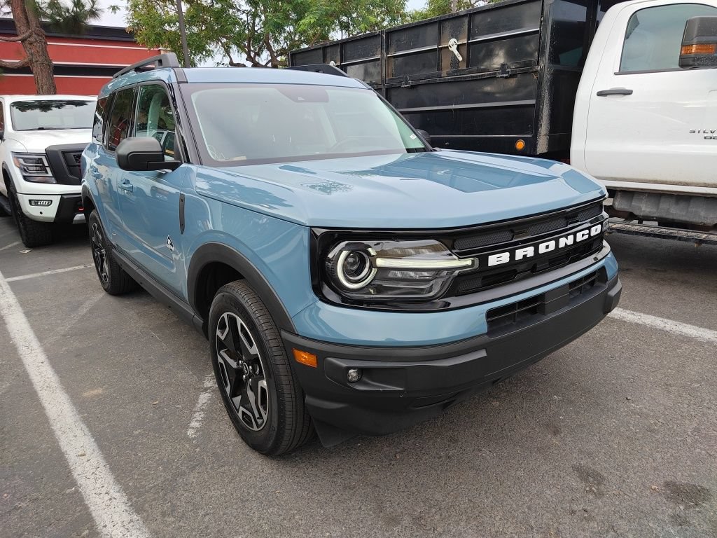 Certified 2023 Ford Bronco Sport Outer Banks w/ Tech Package AWD/4WD image 18