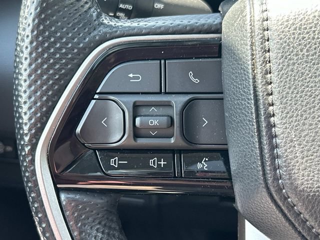 Used 2024 Toyota Tundra Limited AWD/4WD image 33