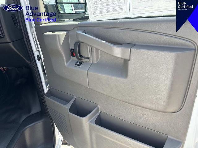 Used 2024 Chevrolet Express 2500 w/ Driver Convenience Package RWD image 15