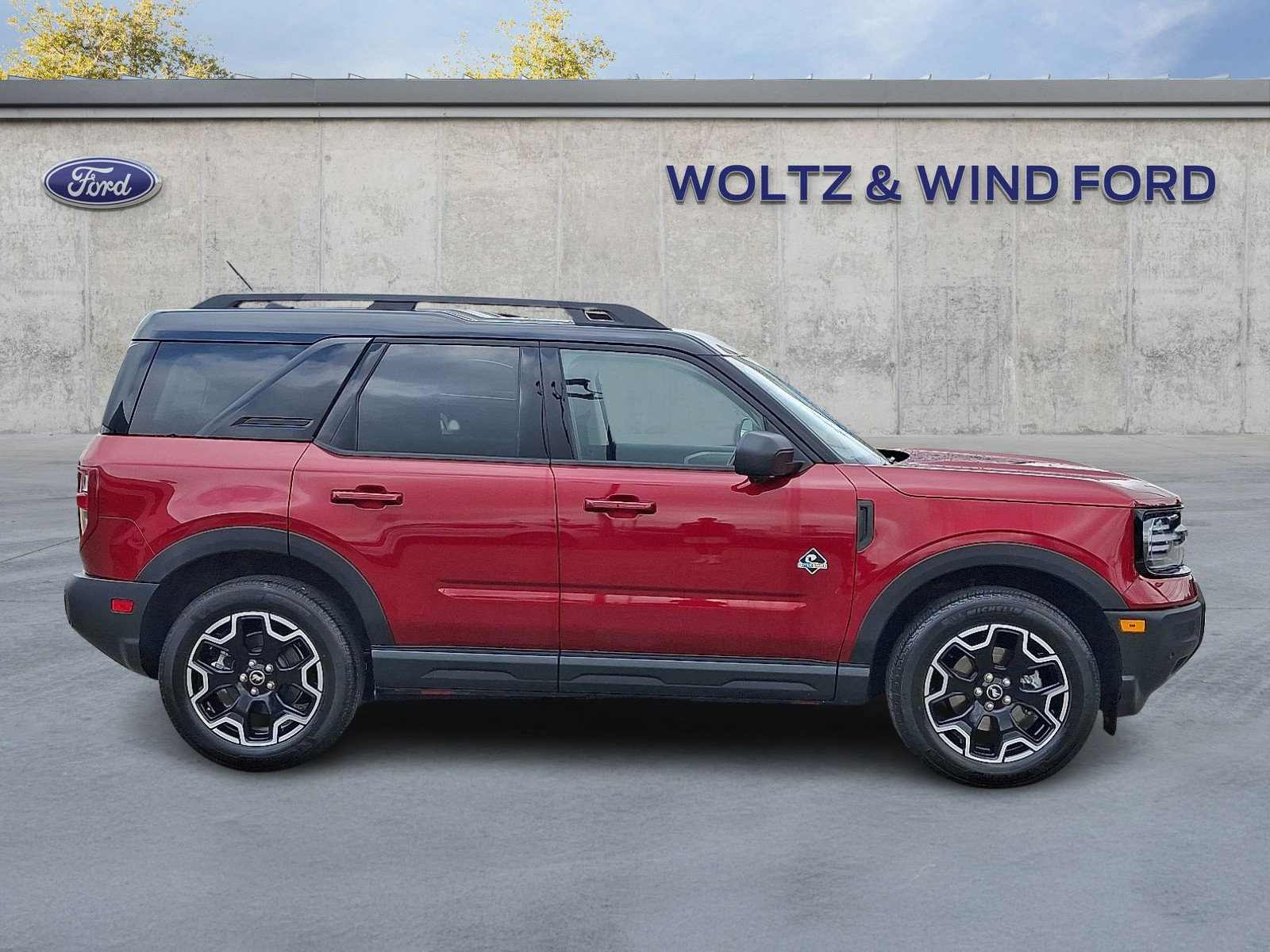 Certified 2025 Ford Bronco Sport Outer Banks w/ Outer Banks Tech Package+ AWD/4WD image 7