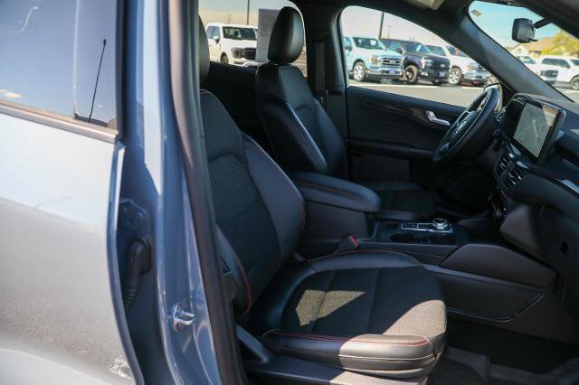 Certified 2025 Ford Escape ST-Line Select w/ Tech Pack #2 AWD/4WD image 27