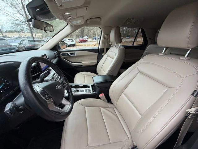 Certified 2023 Ford Explorer XLT w/ Equipment Group 202A image 18
