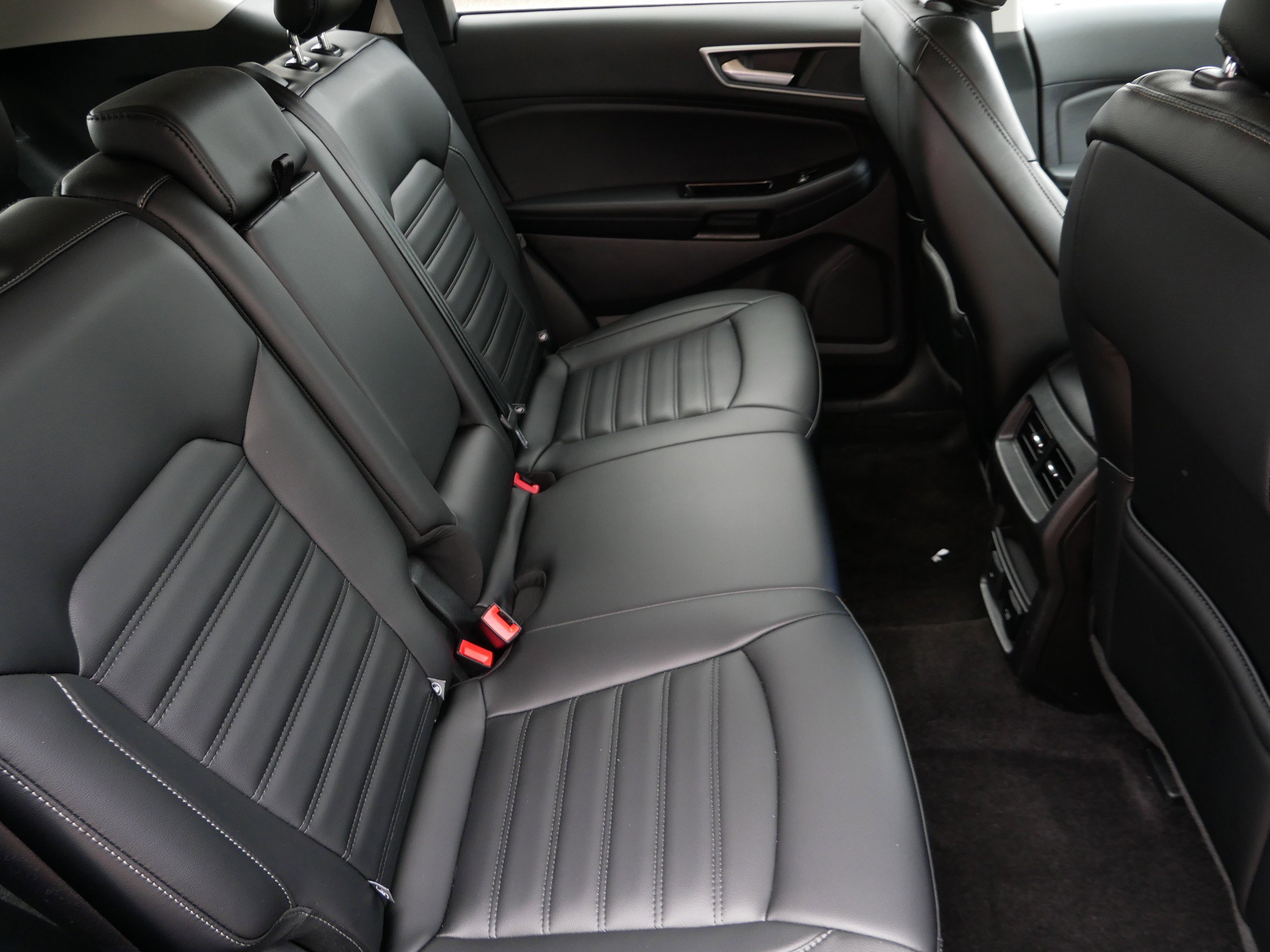 Certified 2019 Ford Edge SEL w/ Equipment Group 201A FWD image 24