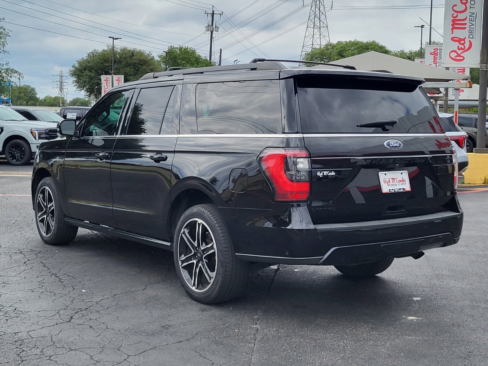 Certified 2021 Ford Expedition Max Limited RWD image 6