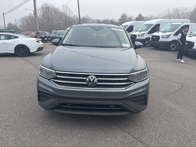 Used 2024 Volkswagen Tiguan S FWD image 8