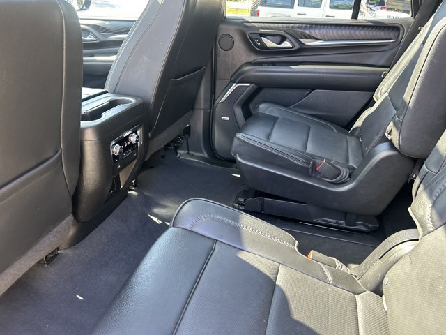 Used 2022 GMC Yukon Denali AWD/4WD image 25