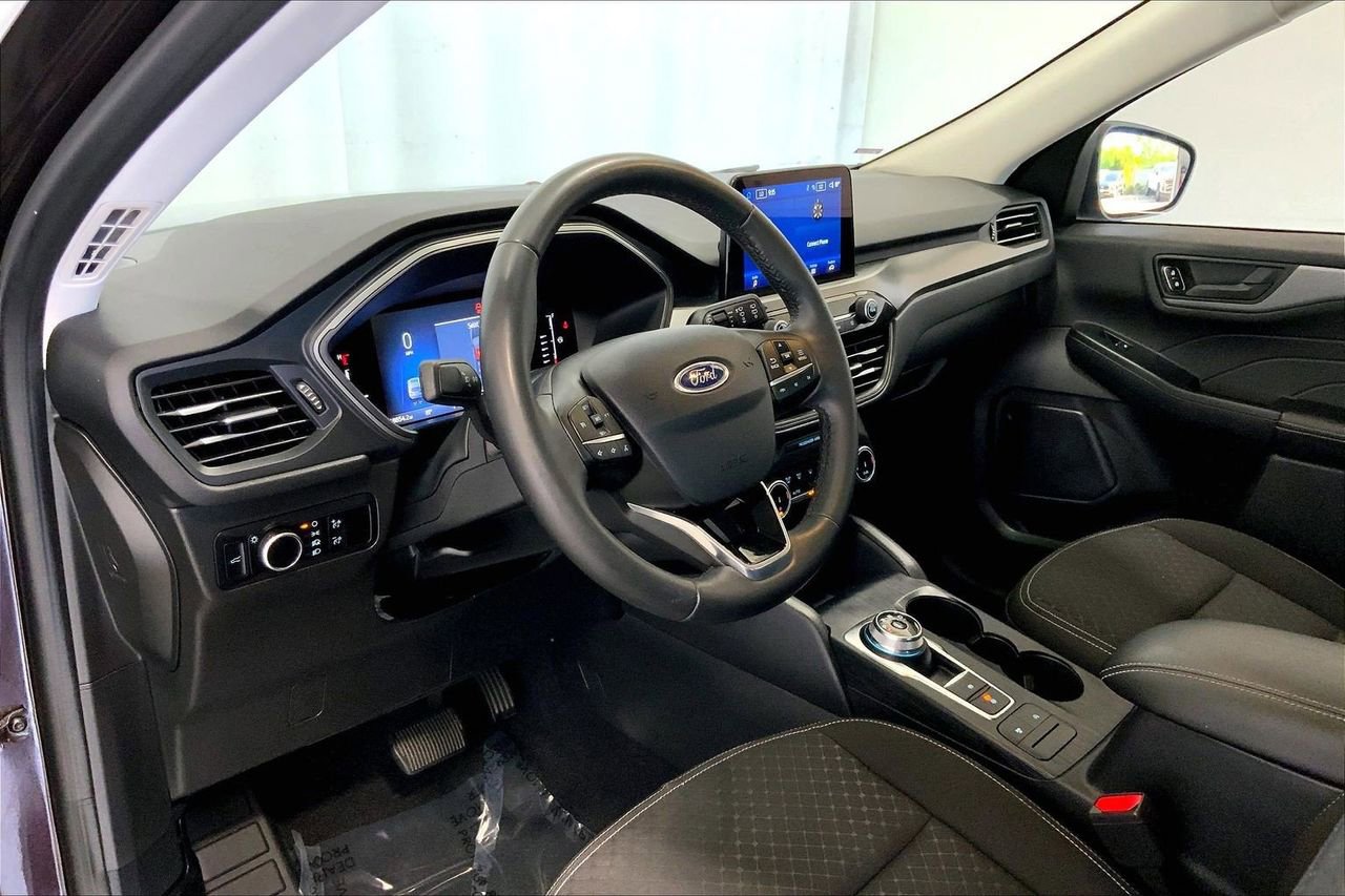Certified 2023 Ford Escape Active FWD image 14