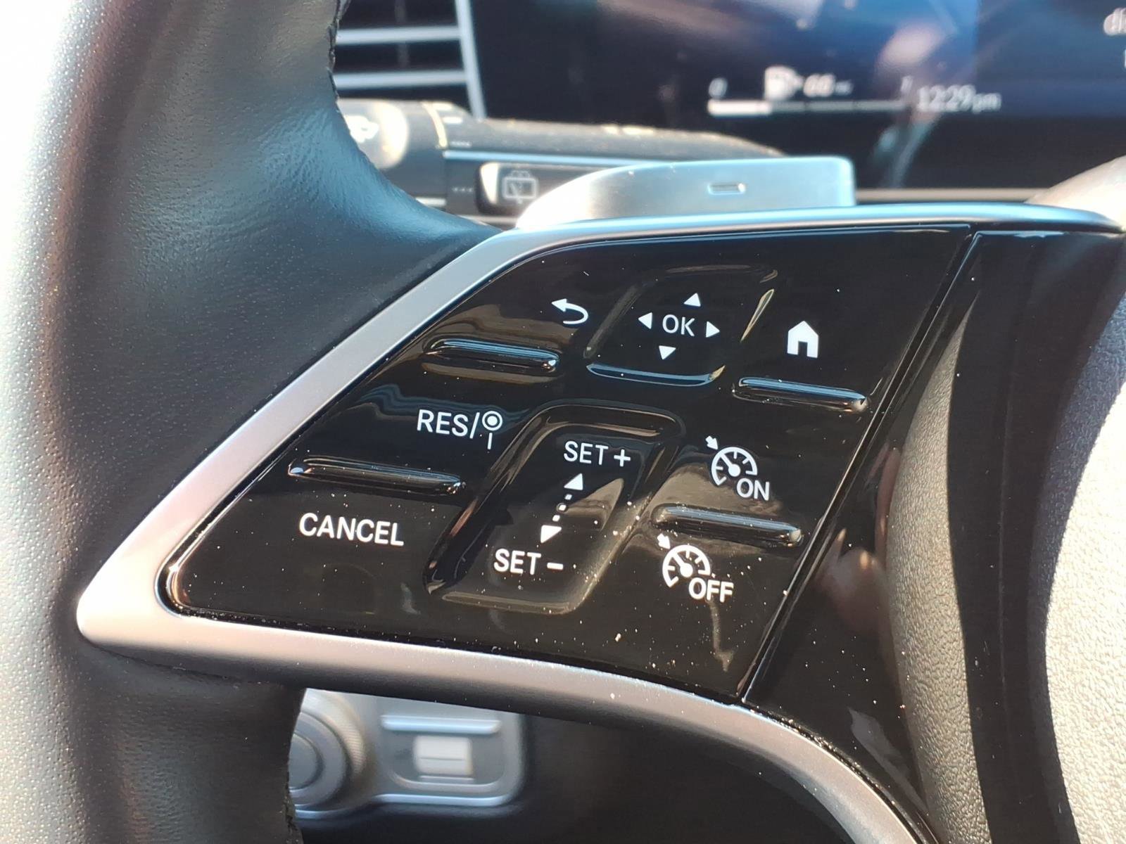 Used 2025 Mercedes-Benz GLE 450e BASE 4MATIC image 20