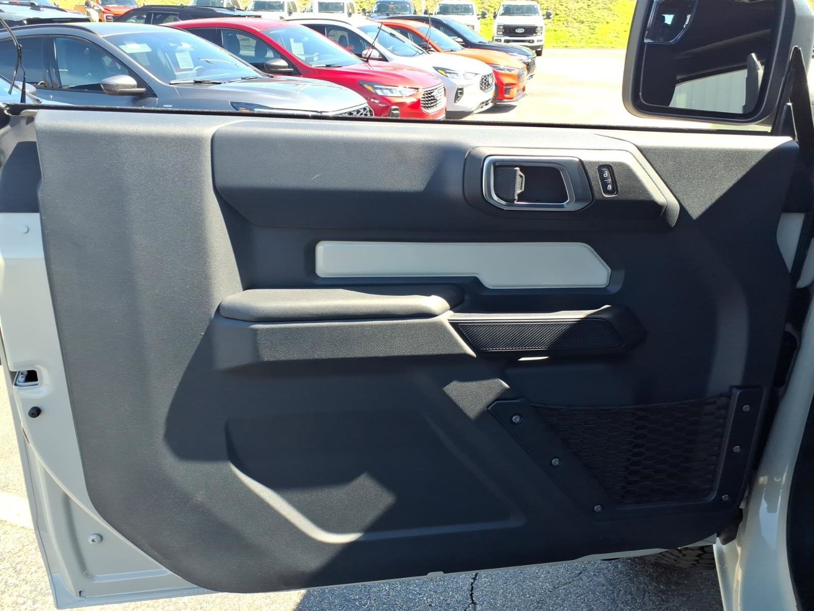 Certified 2025 Ford Bronco 2-Door w/ Sasquatch Package image 12