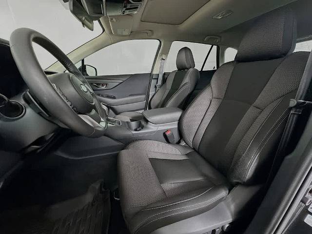Used 2025 Subaru Outback Premium AWD/4WD image 12
