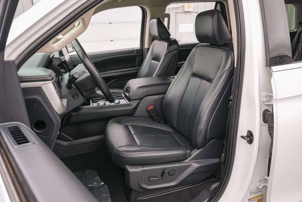 Certified 2023 Ford Expedition XLT AWD/4WD image 11