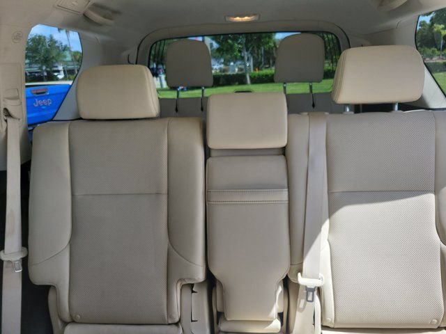 Used 2022 Lexus GX 460 Premium w/ Premium Package AWD/4WD image 16