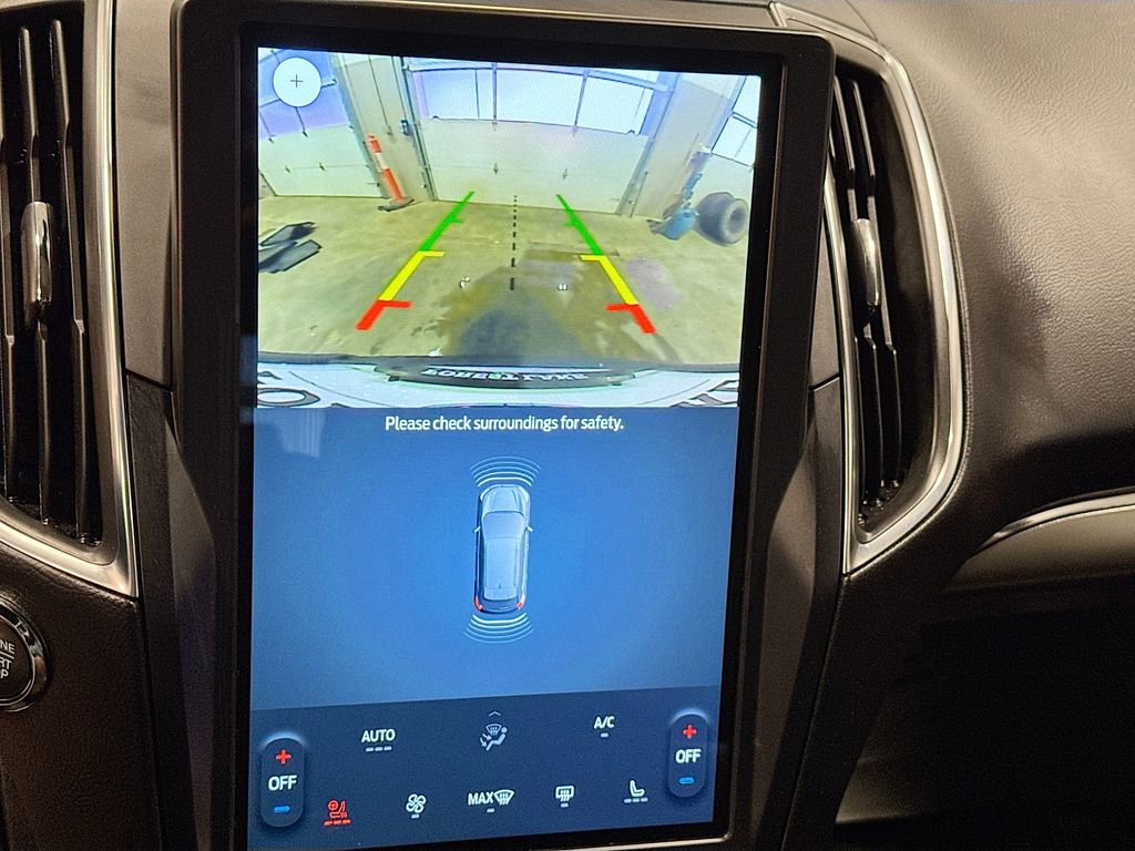 Certified 2024 Ford Edge Titanium image 11