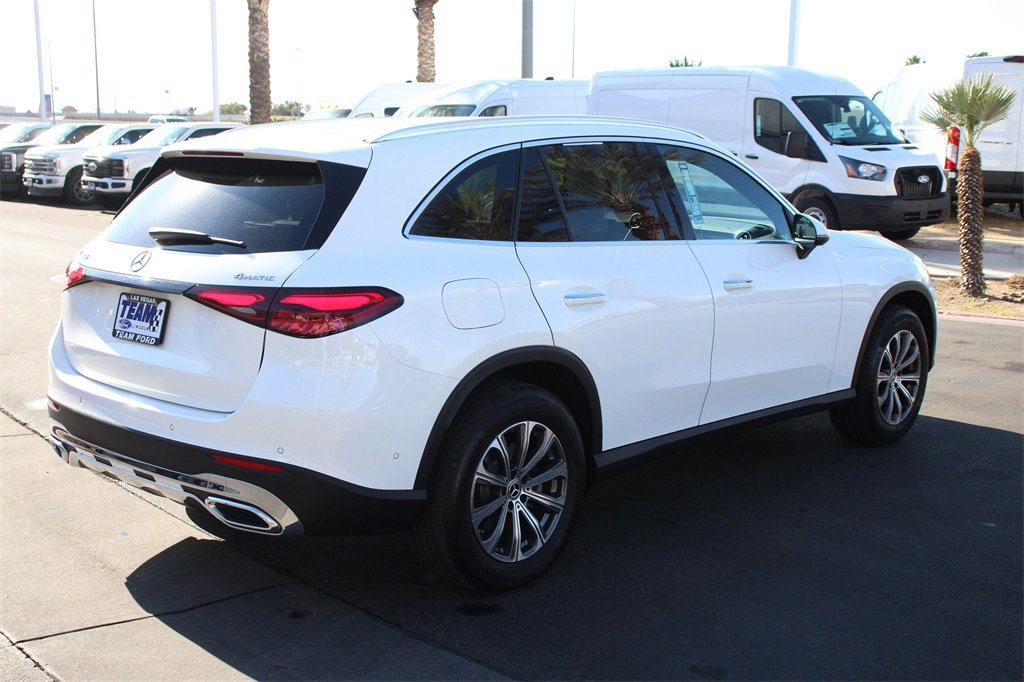 Used 2025 Mercedes-Benz GLC 300 4MATIC image 7