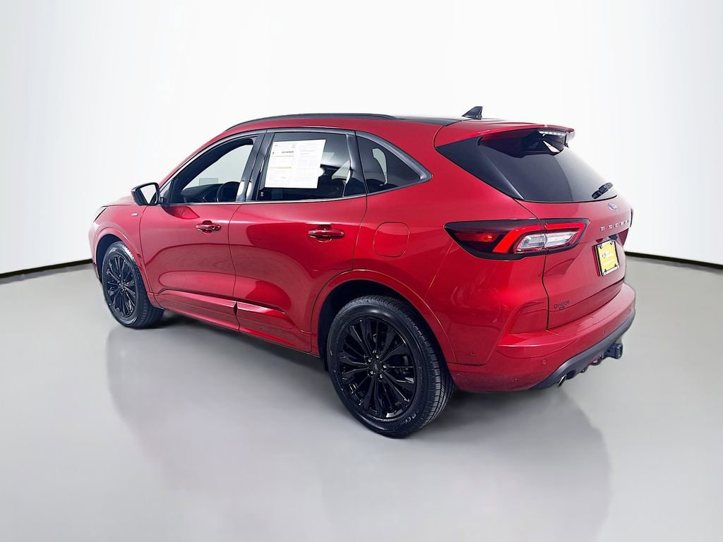 Certified 2023 Ford Escape ST-Line Elite w/ Premium Technology Package AWD/4WD image 9