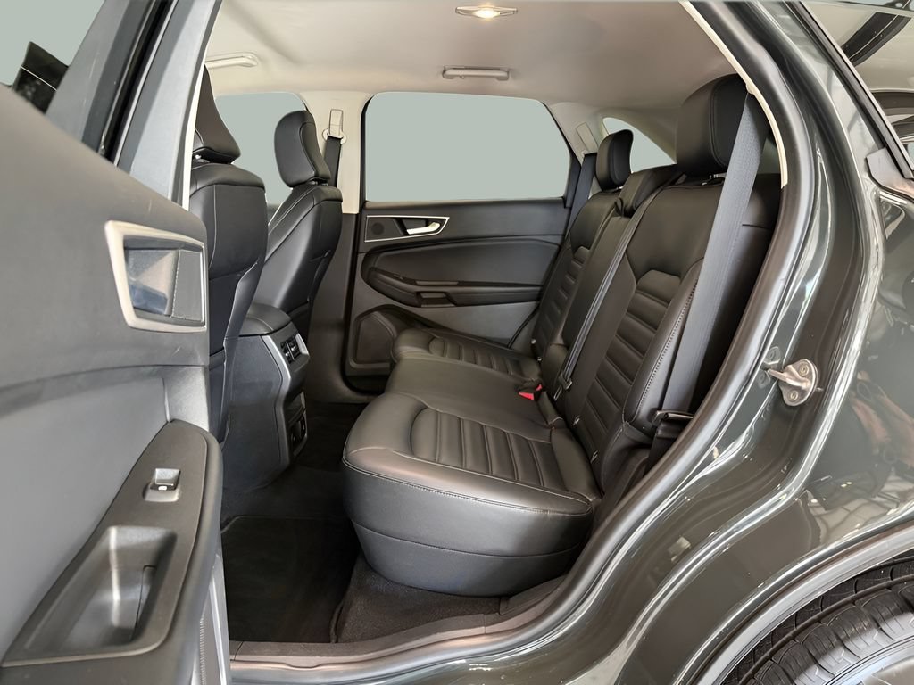 Certified 2024 Ford Edge SEL w/ Convenience Package AWD/4WD image 12