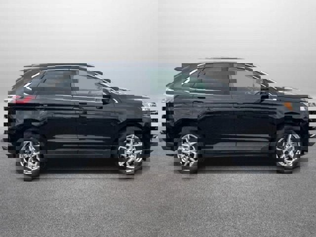Certified 2024 Ford Edge SEL image 2