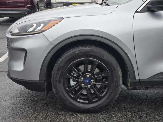 Certified 2022 Ford Escape SE w/ Convenience Package FWD image 9