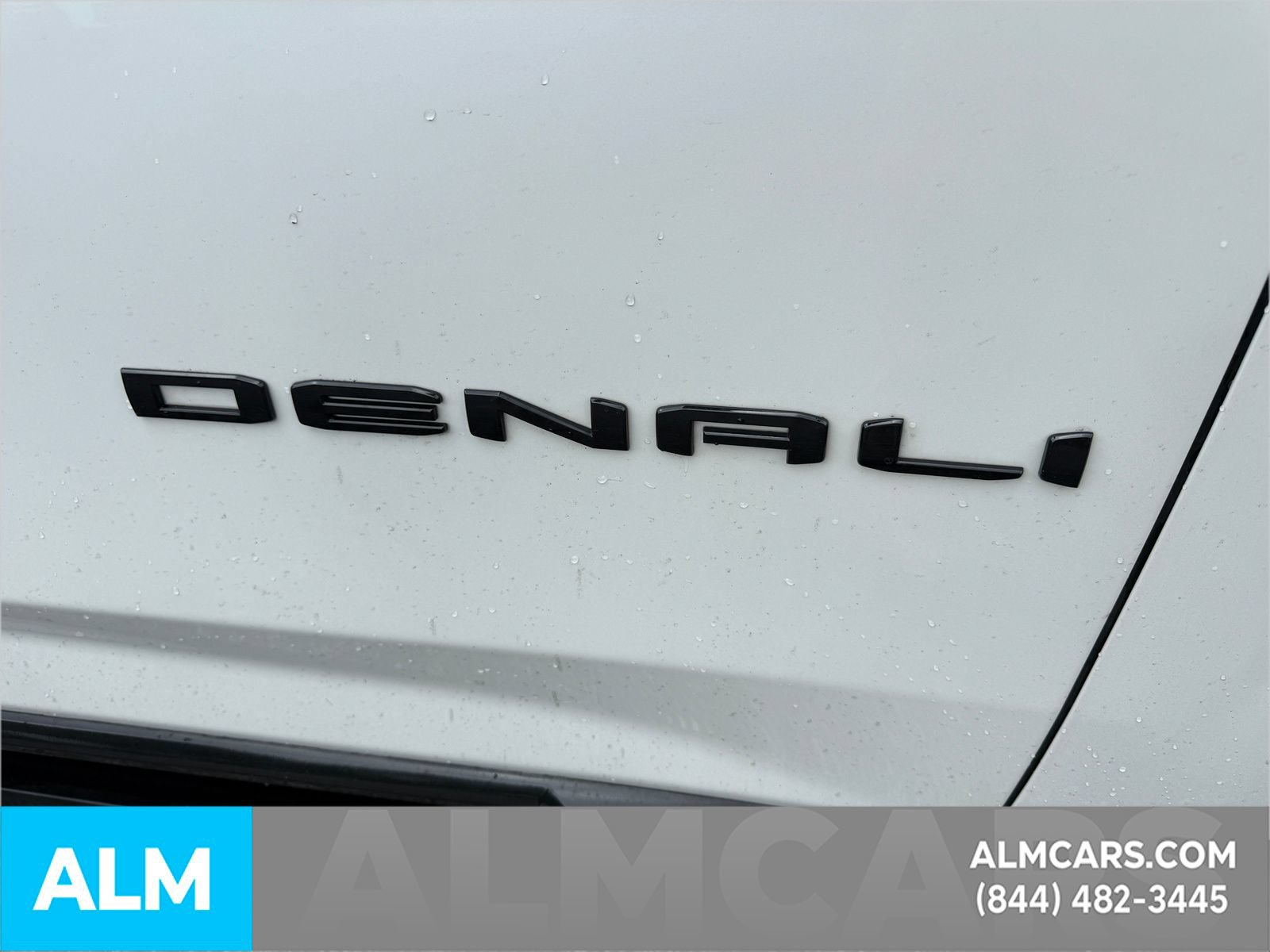Used 2023 GMC Yukon XL Denali w/ Denali Reserve Package RWD image 5