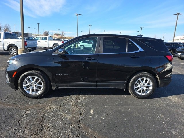Used 2022 Chevrolet Equinox LT image 2