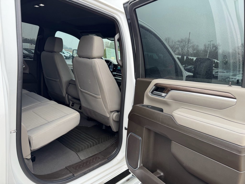 Used 2024 Chevrolet Silverado 2500 LT image 18