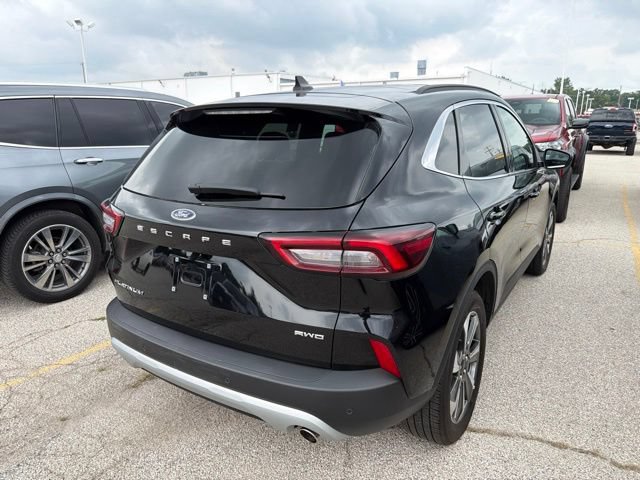 Certified 2025 Ford Escape Platinum AWD/4WD image 6