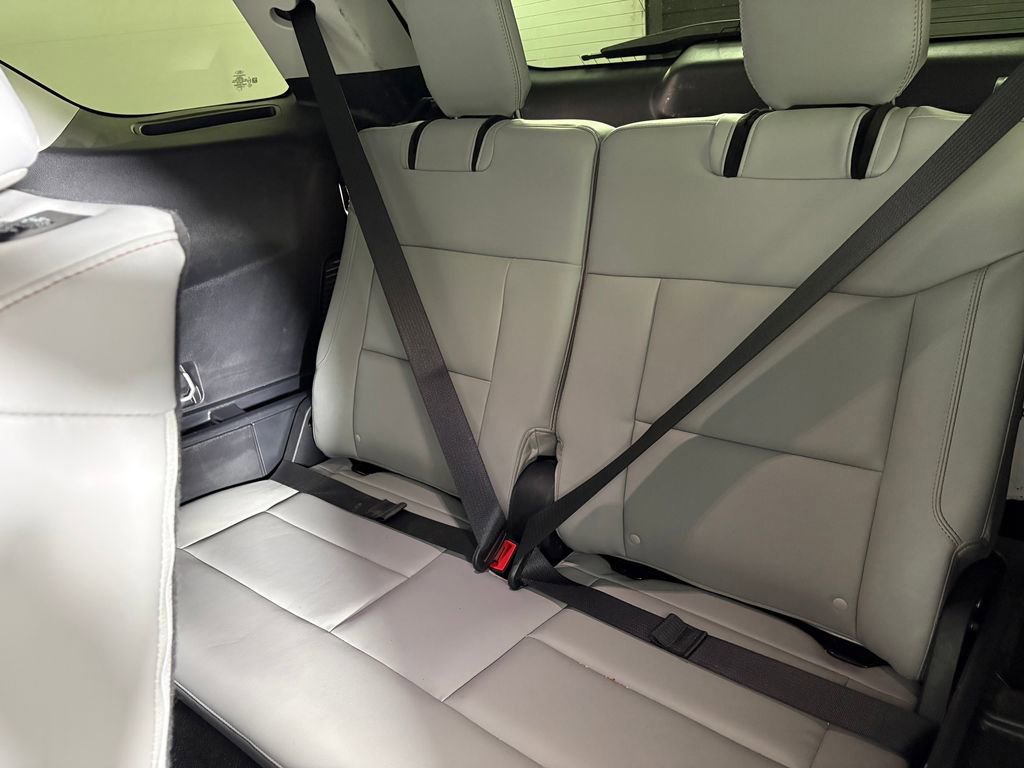 Certified 2025 Ford Explorer Active w/ Active Comfort Package AWD/4WD image 27