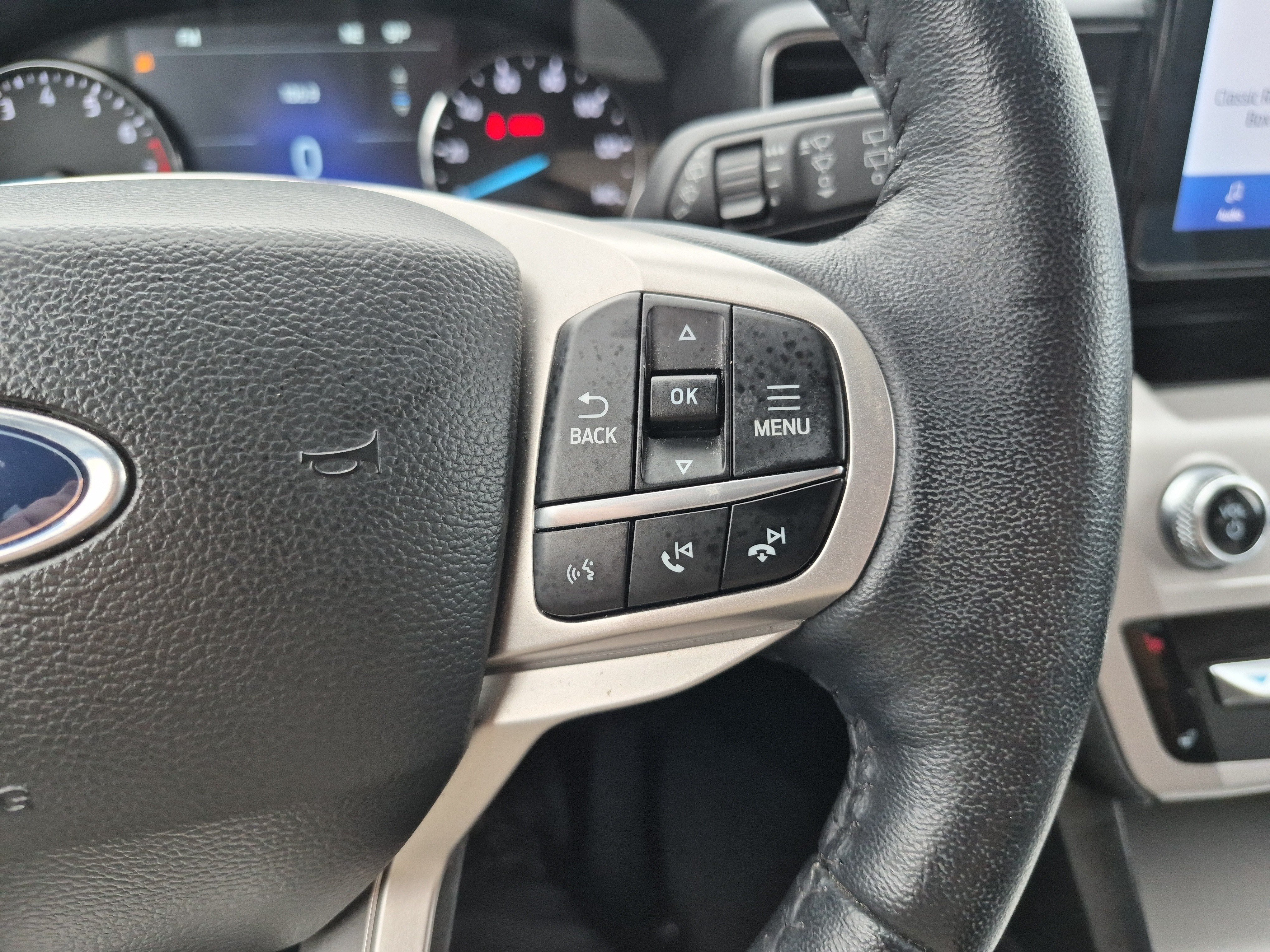 Certified 2023 Ford Explorer XLT w/ Equipment Group 202A AWD/4WD image 27