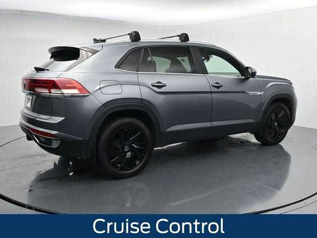 Used 2024 Volkswagen Atlas Cross Sport SE AWD/4WD image 11
