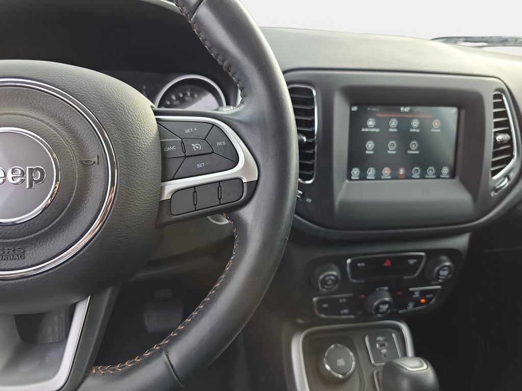 Used 2019 Jeep Compass Latitude AWD/4WD image 15