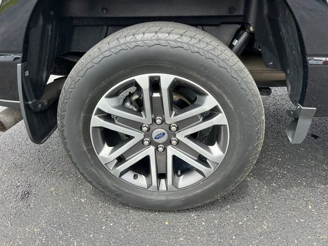 Certified 2022 Ford F150 XL w/ STX Appearance Package AWD/4WD image 10