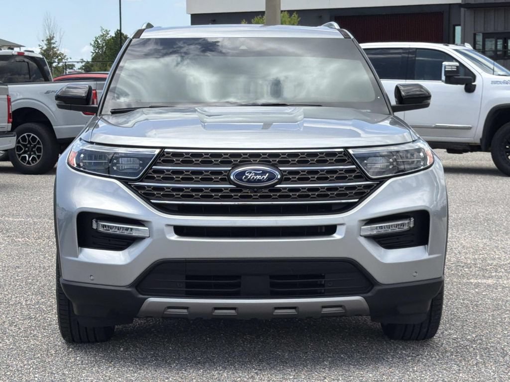 Certified 2024 Ford Explorer King Ranch w/ Technology Package AWD/4WD image 2