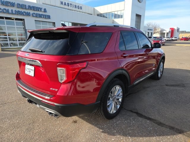 Certified 2024 Ford Explorer King Ranch w/ Technology Package AWD/4WD image 13