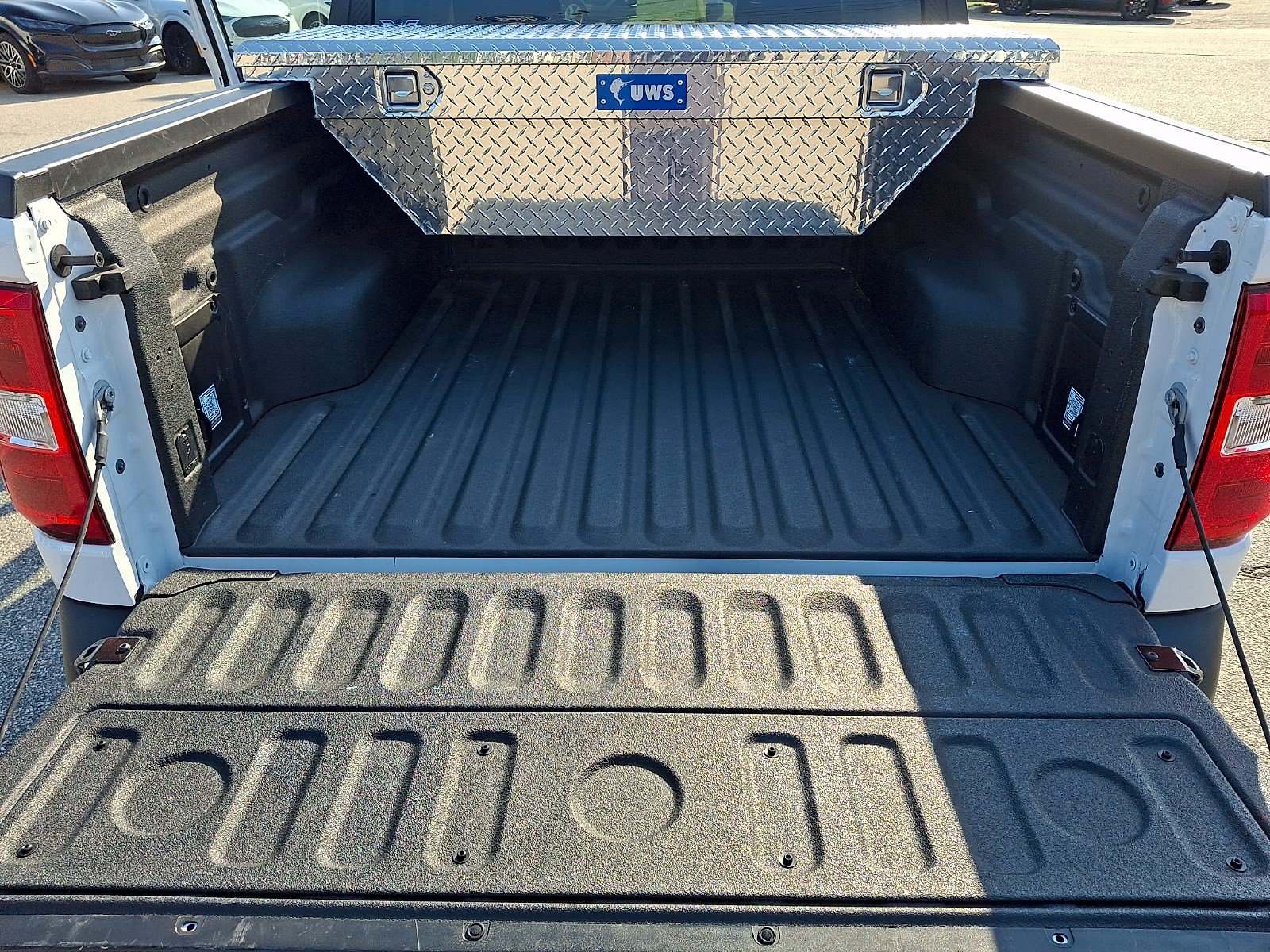 Certified 2025 Ford Maverick XL FWD image 28