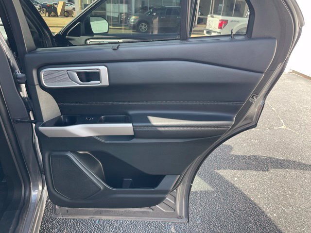 Certified 2023 Ford Explorer Limited w/ Equipment Group 301A RWD image 23