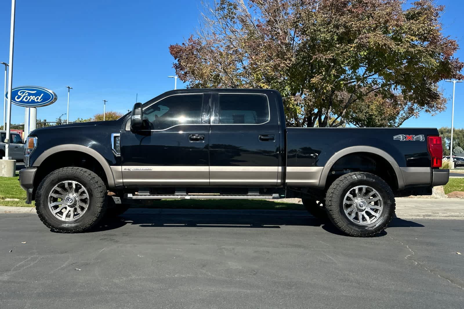 Certified 2022 Ford F350 King Ranch w/ King Ranch Ultimate Package AWD/4WD image 5