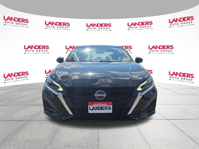 Used 2025 Nissan Altima 2.5 SV FWD image 8