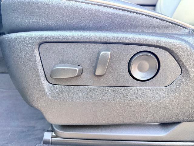 Used 2024 Chevrolet Tahoe Premier image 18