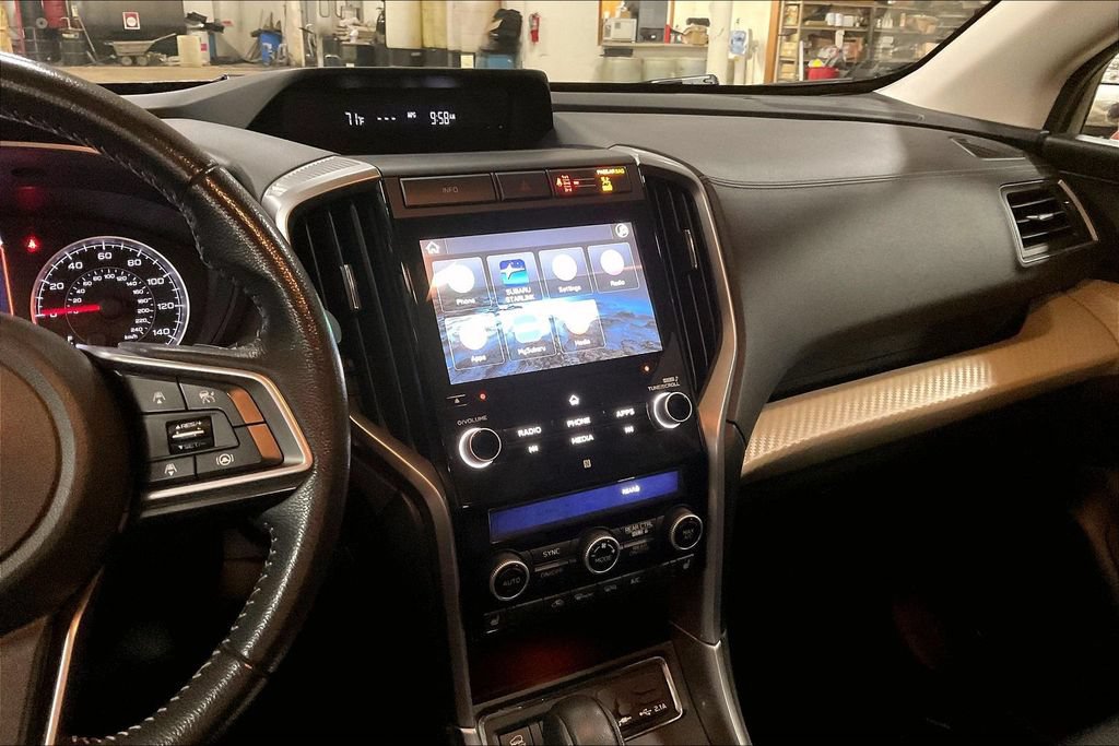 Used 2022 Subaru Ascent Premium w/ Convenience Package AWD/4WD image 6