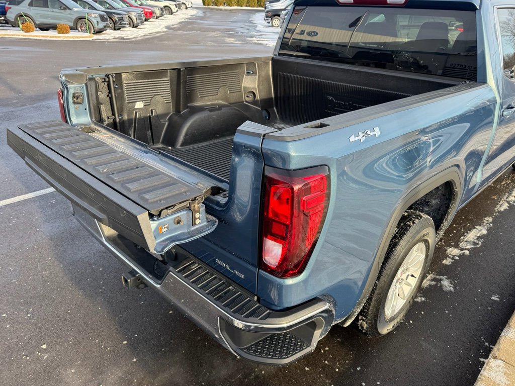 Used 2024 GMC Sierra 1500 SLE image 4
